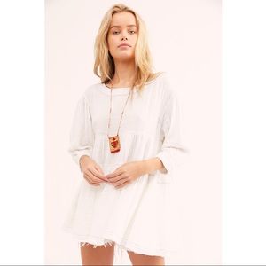 f r e e p e o p l e • Every Move You Make Top